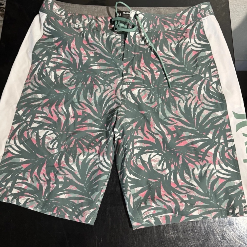 Hurley swim trunks,‎ drawstring, green and pink leaf aop, Men's 34 #207